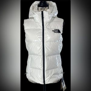 NWT The North Face vest